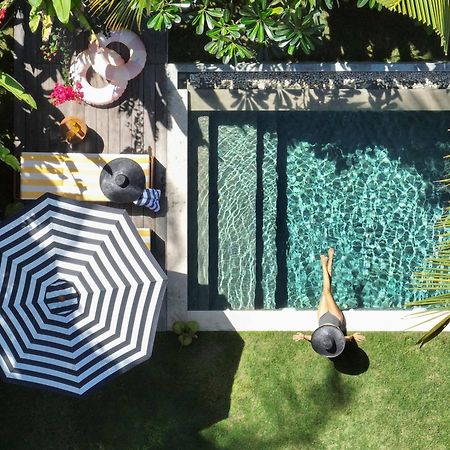 Loop Villas Kuta  Bagian luar foto